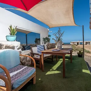Casa Cueva Apartamento La Oliva